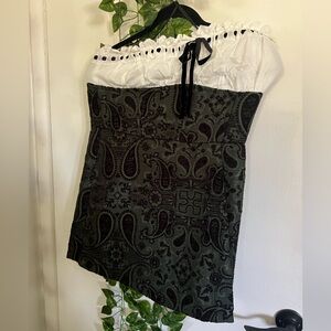 NWT Strapless romper 📚